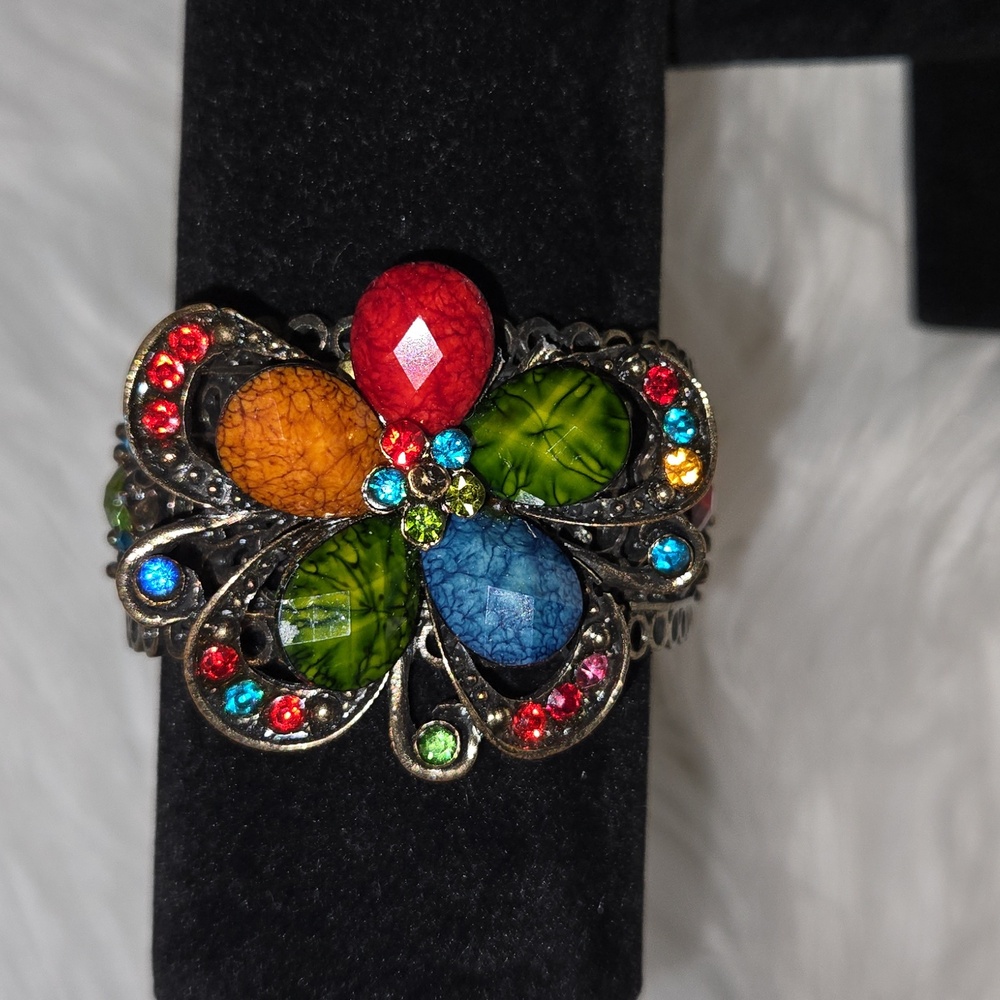 Multicolor Beaded Jewelry Set - Picture 3 of 9